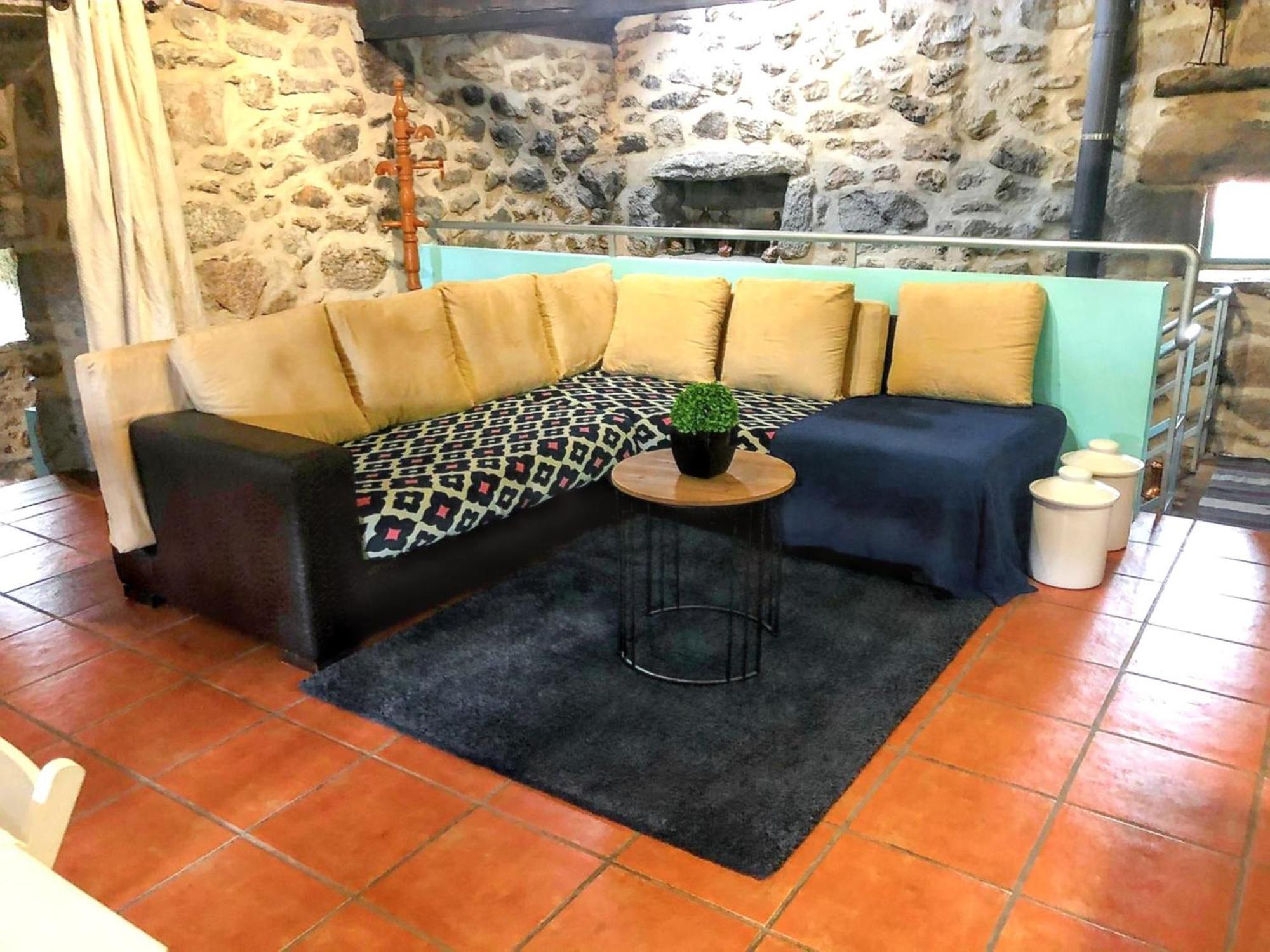 Welcoming House With Mountain View In Agueda Shared Pool Villa Urgueira  ภายนอก รูปภาพ