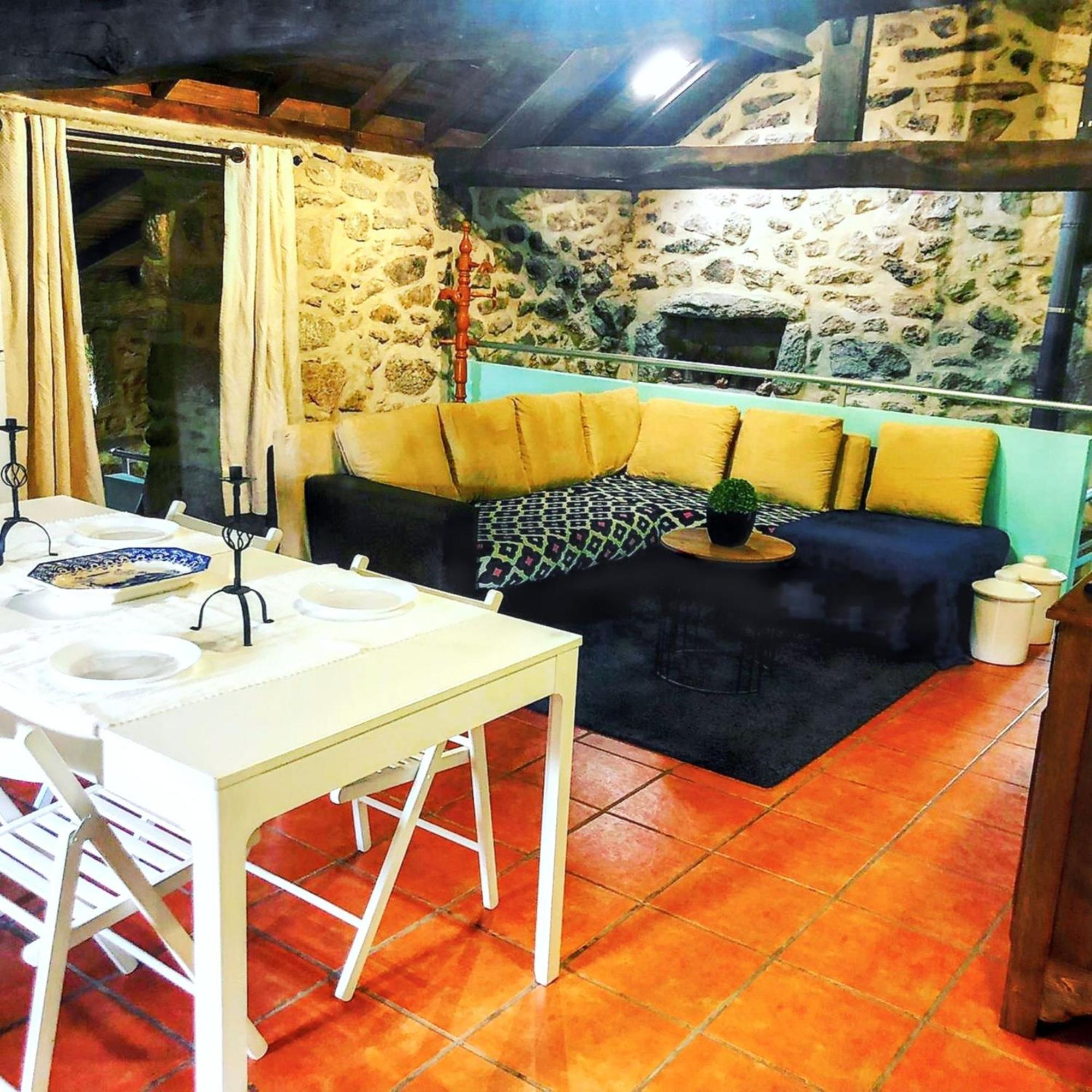 Welcoming House With Mountain View In Agueda Shared Pool Villa Urgueira  ภายนอก รูปภาพ