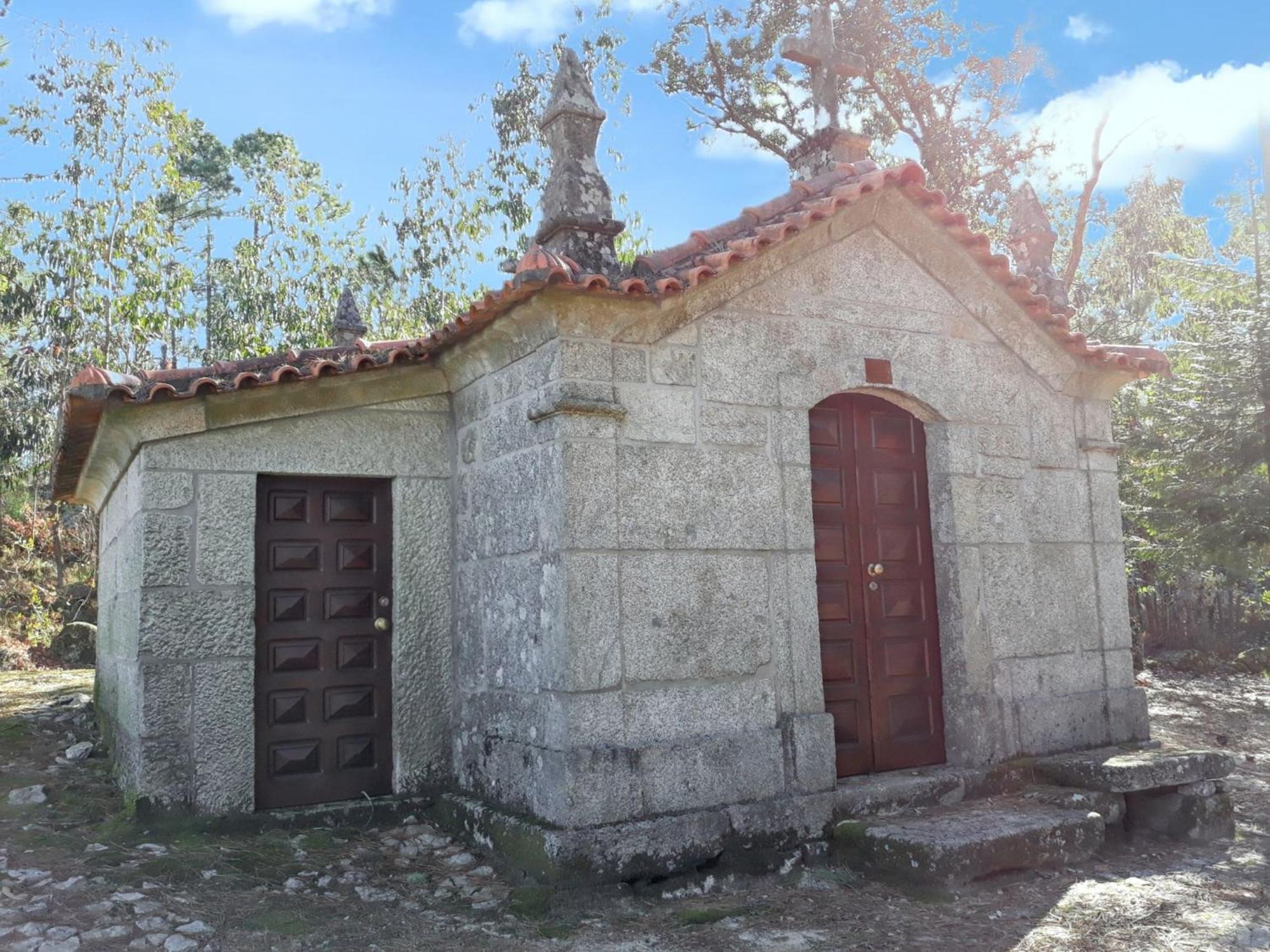 Welcoming House With Mountain View In Agueda Shared Pool Villa Urgueira  ภายนอก รูปภาพ